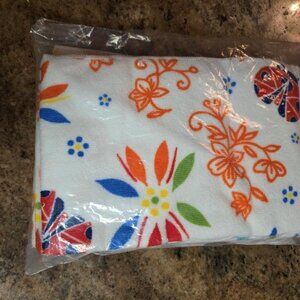 Temp-tations Microfiber Towels - Set of 4 Seasonal Garden Pattern NWT